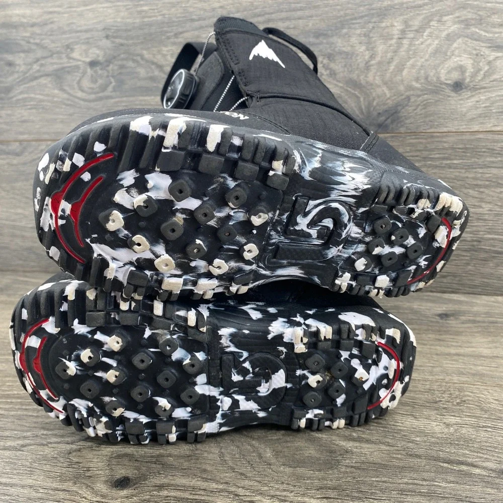 Burton Grom BOA Snowboard Boots Kids 1K Black White Marbled Sole 15089102